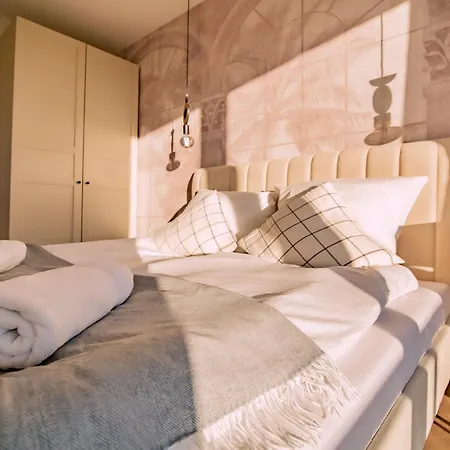 Champion's Bay Apartament