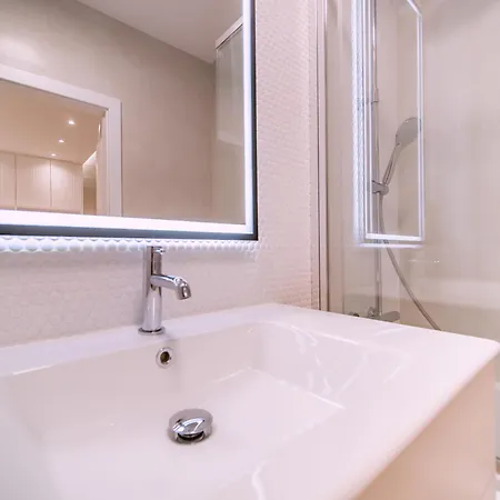 Apartment Champion's Bay